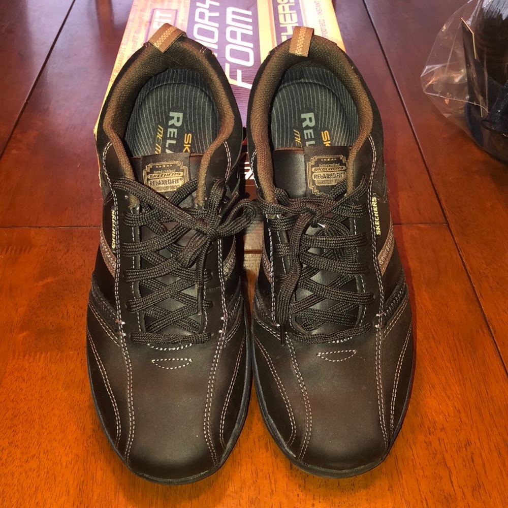 Men’s Sketchers!!
